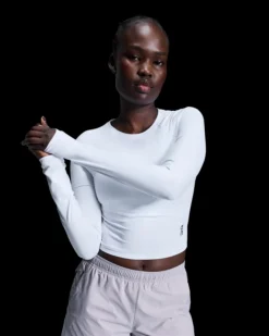 Performance Shirts-On Movement Lg-T Crop for Women
