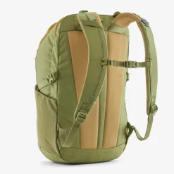 Daypacks-Patagonia Refugio Daypack 30L - (SALE)